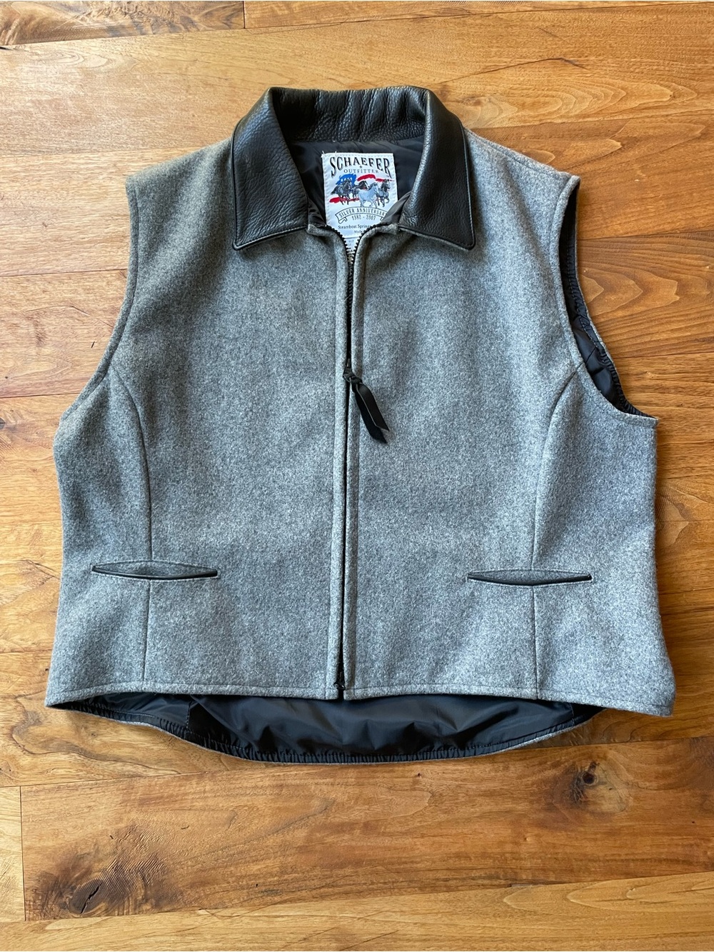 Schaefer Outfitter Western Gray Wool Zip Front Vest with Black Leather Collar XL